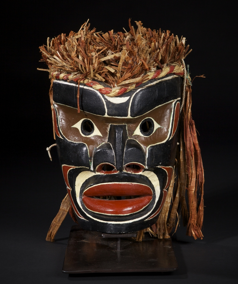 Unknown Kwakwaka\'wakw ~ 1940<br />11 in x 7.5 in  x 4 in  ~ wood