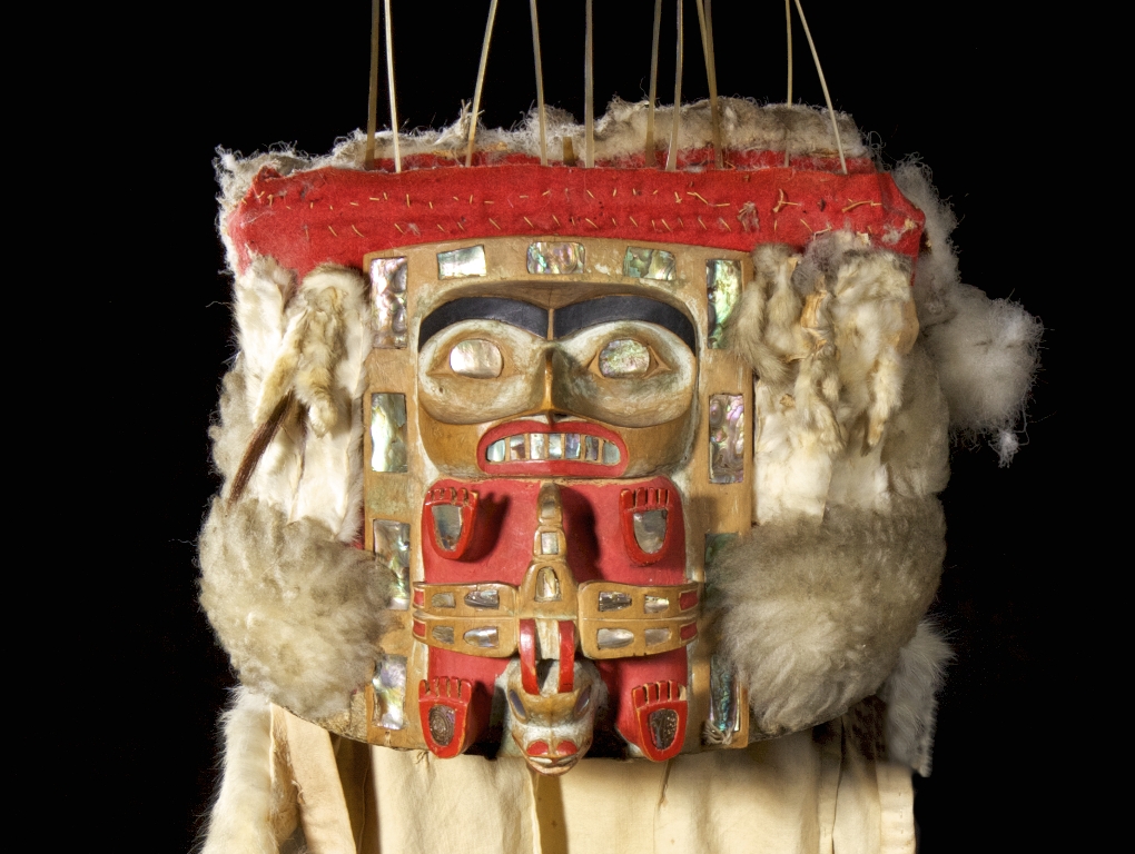 Unknown Tlingit ~ 1840<br />7 in x 6 in  ~ wood